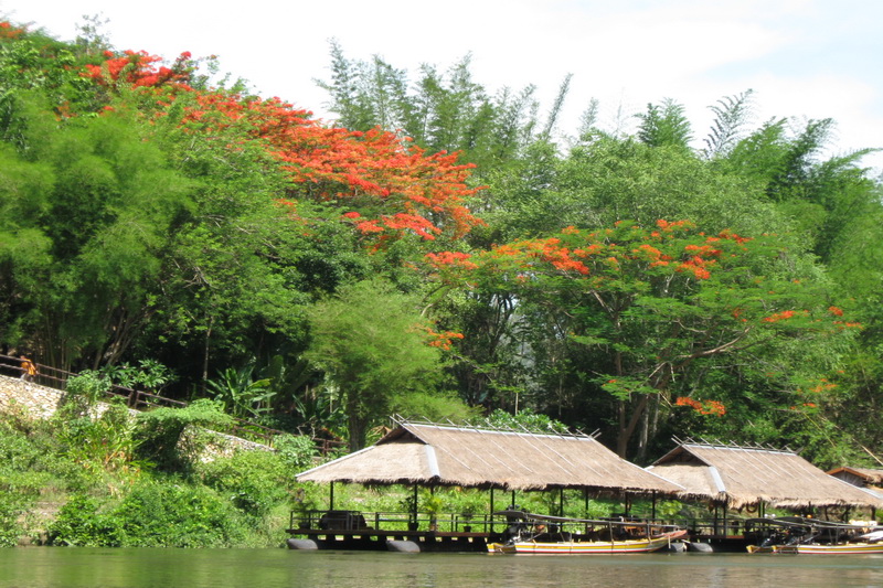 Thailand, Kanchanaburi, Excursion on the River Kwai